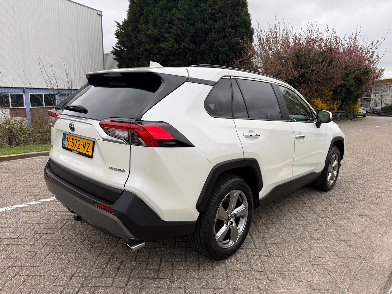 Toyota RAV4 - 2.5 Hybrid AWD Executive 2.5 Hybrid AWD Executive - AutoWereld.nl