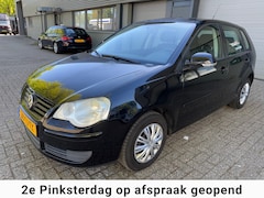 Volkswagen Polo - 1.4-16V Optive