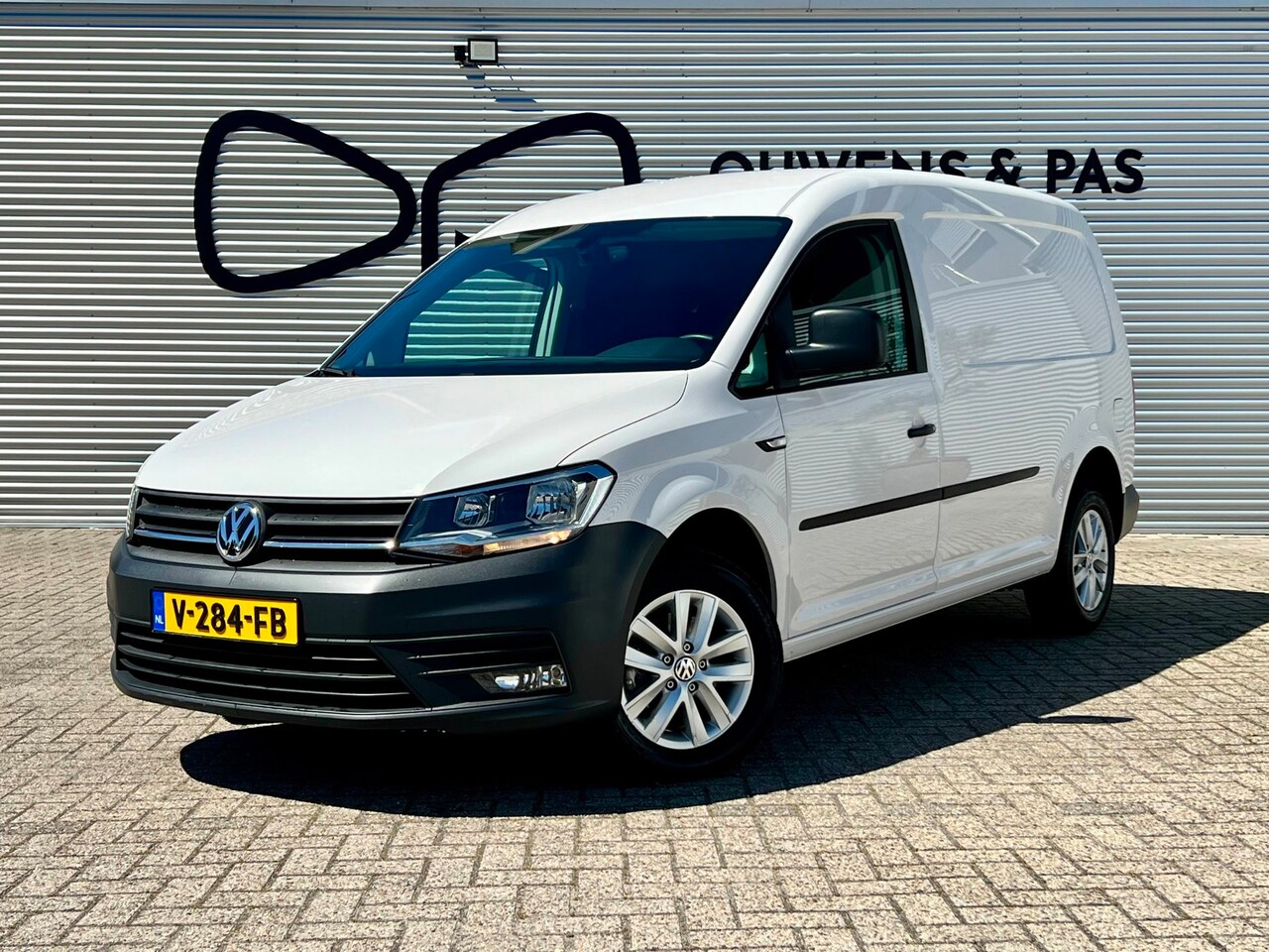 Volkswagen Caddy Maxi - 2.0 TDI L2H1 BMT Highline | AIRCO | CRUISE | LADE INRICHTING - AutoWereld.nl