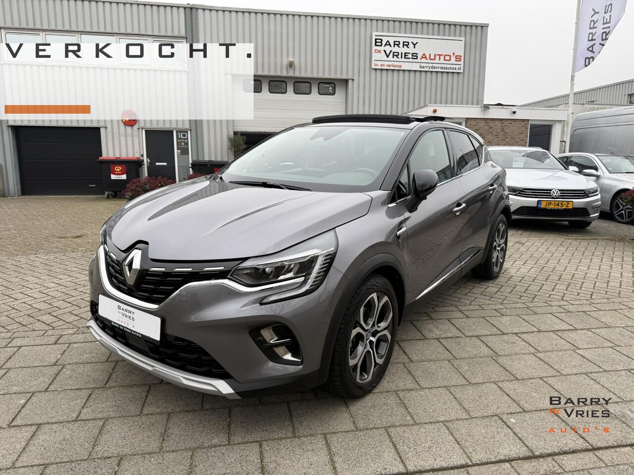 Renault Captur - 1.6 E-Tech Plug-in Hybrid 160 Intens | Schuifdak | Navigatie | Apple Carplay | Stuurwiel v - AutoWereld.nl