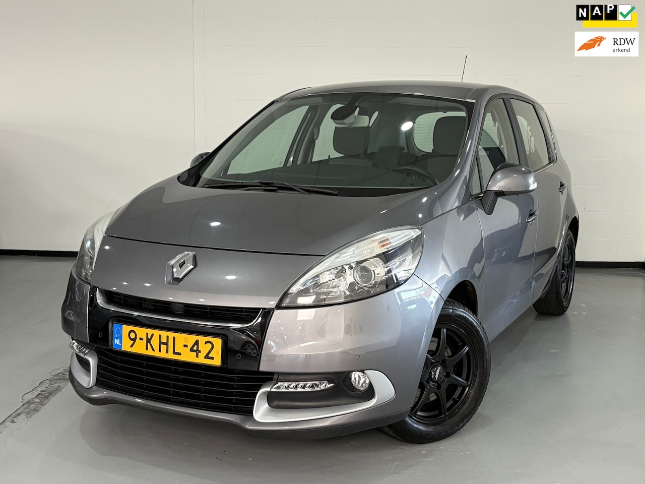 Renault Scénic - 1.2 TCe Collection 1.2 TCe Collection - AutoWereld.nl