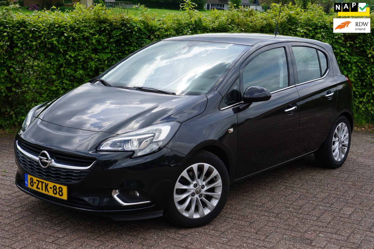 Opel Corsa - 1.0 Turbo Cosmo|Volledige Historie|116 PK|Trekhaak - AutoWereld.nl