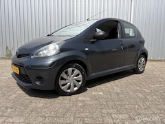 Toyota Aygo - 1.0 VVT-i Now 5 deurs Airco Nieuwe Apk