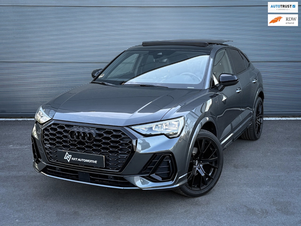 Audi Q3 Sportback - 35 TFSI, S-line, Pano, Stoelverw, 20'' velgen, Carplay, - AutoWereld.nl