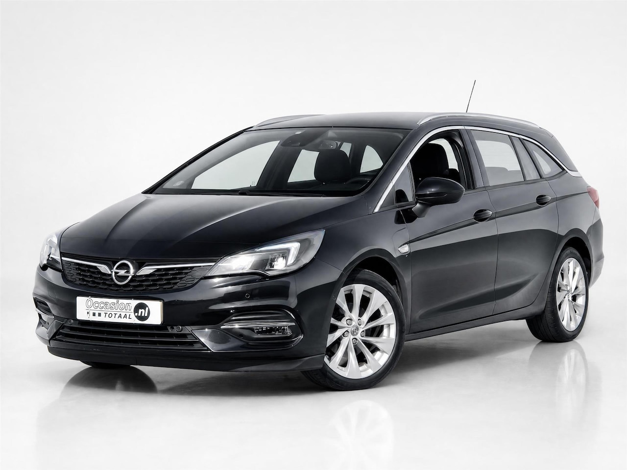 Opel Astra Sports Tourer - 1.2 Edition 2020 | Camera | Keyless | Dodehoek | Navigatie | LED - AutoWereld.nl