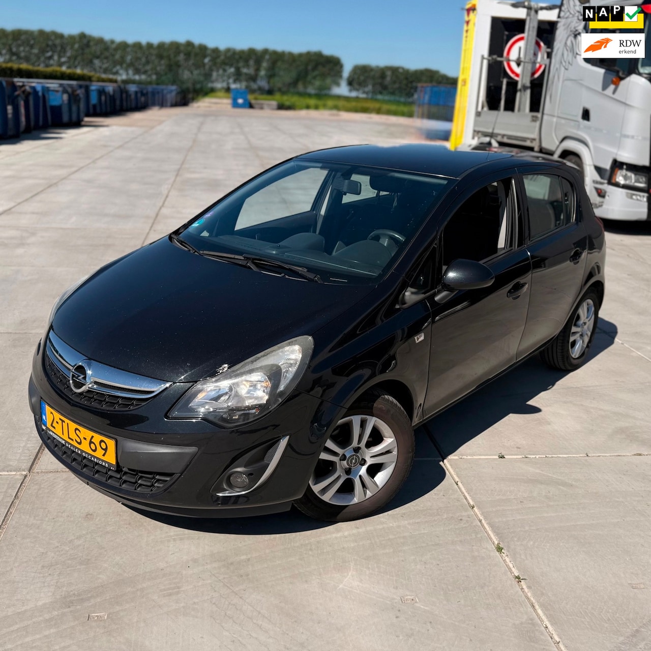 Opel Corsa - 1.2-16V Business+ CAMERA TREKHAAK - AutoWereld.nl