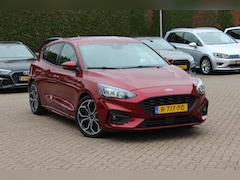 Ford Focus - 1.0 EcoBoost Titanium Business / Camera / Head-up / CarPlay / Keyless / 18'' / Navigatie /