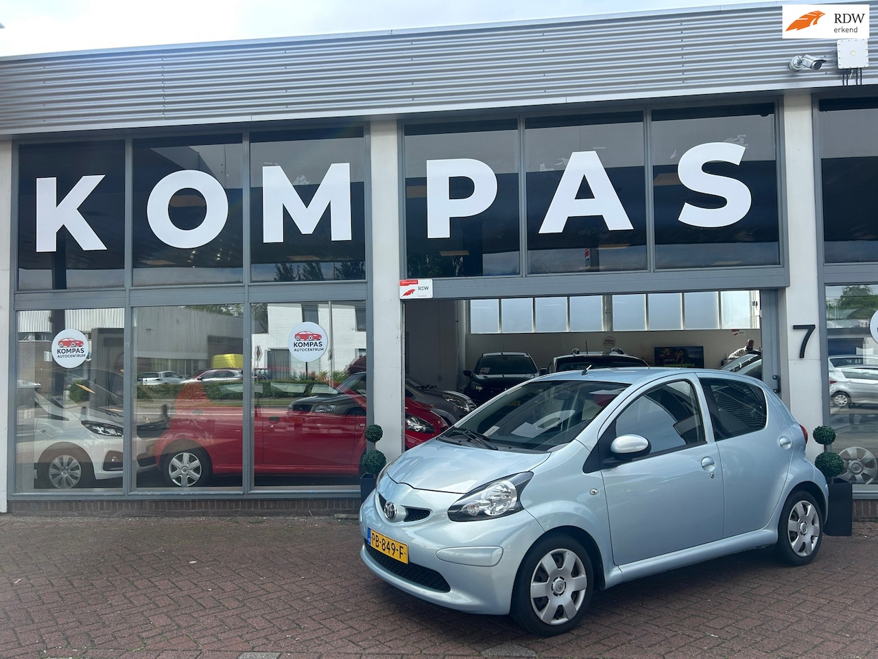 Toyota Aygo - 1.0-12V |AIRCO|EL.RAMEN|5DRS|Nw.APK|USB|AUX|BLUETOOTH - AutoWereld.nl