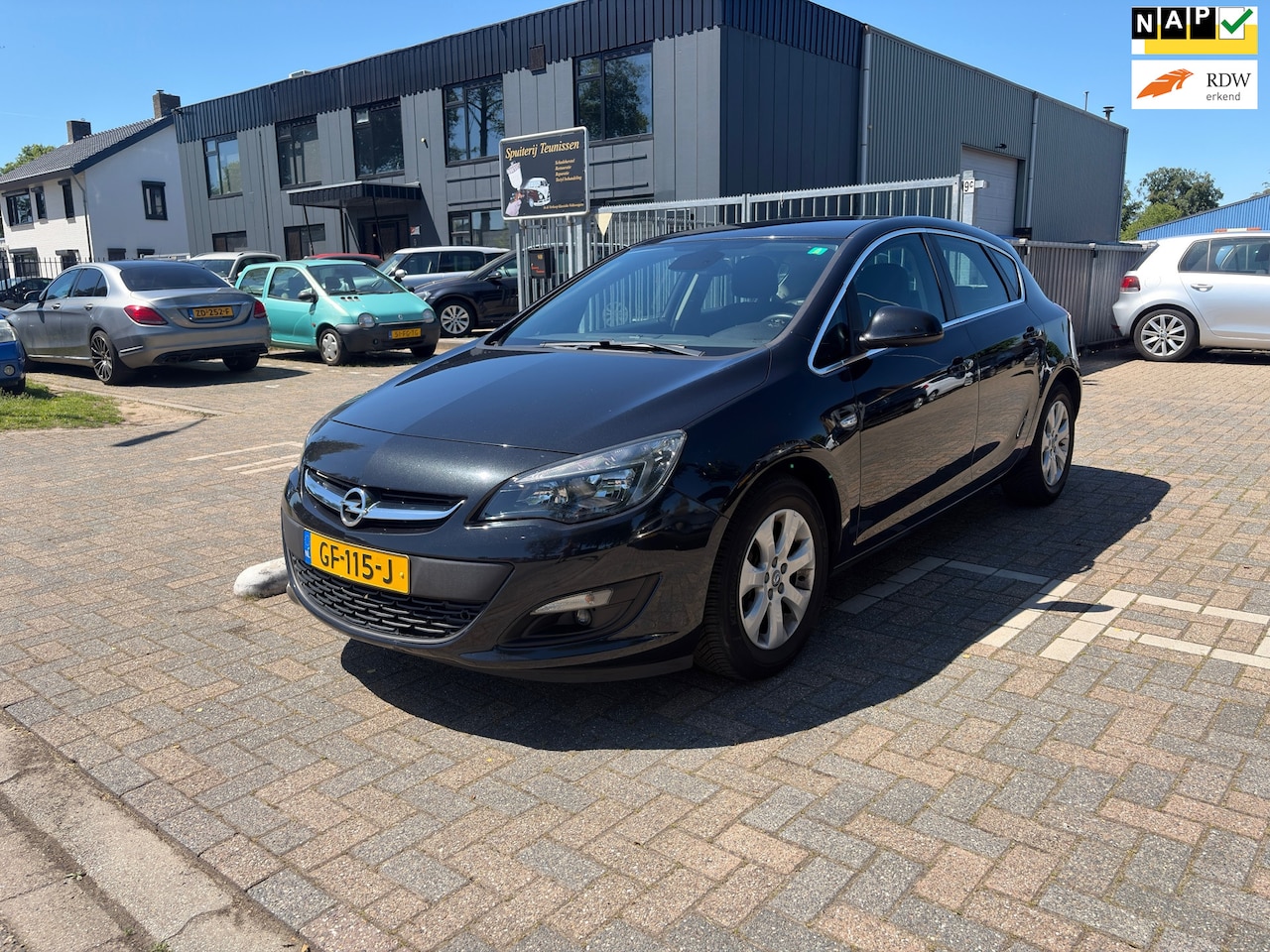 Opel Astra - 1.4 Turbo Blitz Nw Apk - Nw Ondh. - AutoWereld.nl