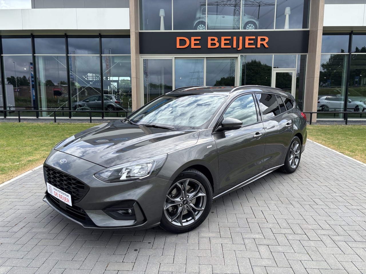 Ford Focus Wagon - 1.5 EcoBoost 150PK ST Line Navi I Camera I Cruise - AutoWereld.nl