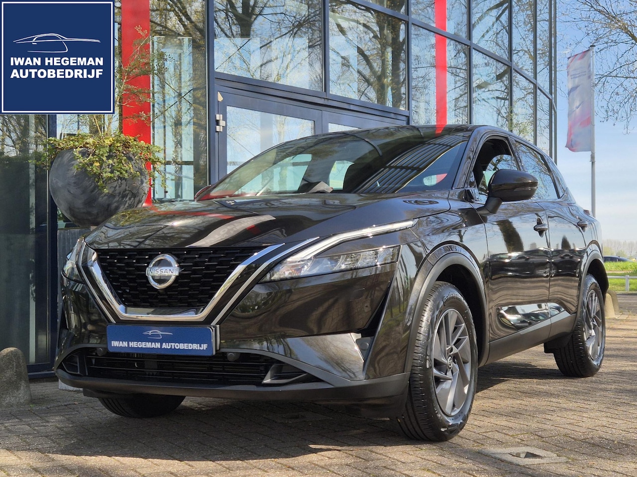 Nissan Qashqai - 1.3 MHEV Acenta | Navigatie via Apple Carplay | Climate Control | Stoel + Stuur + Voorruit - AutoWereld.nl
