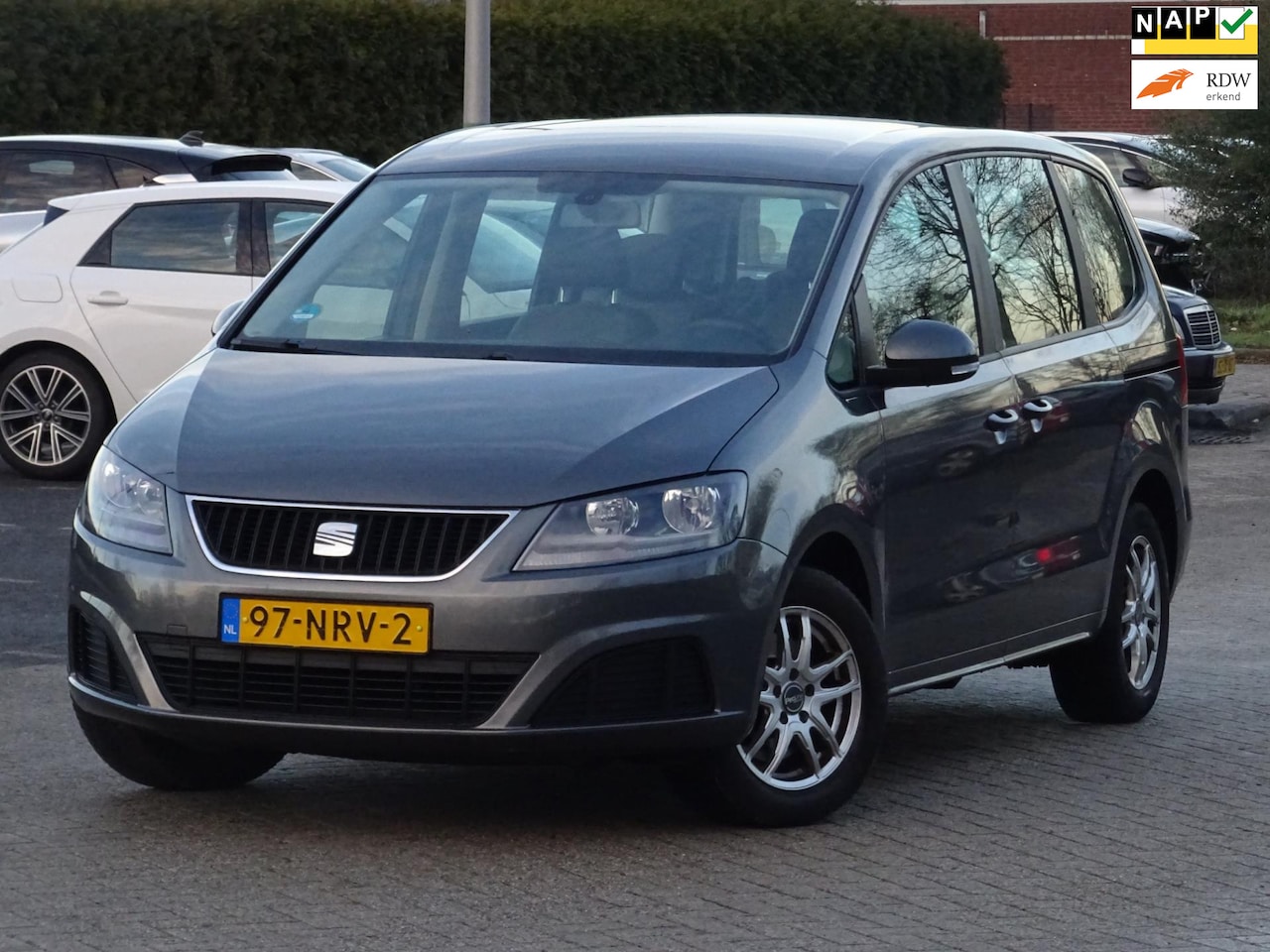 SEAT Alhambra - 1.4 TSI Reference 7-PERSOONS NAP/AIRCO/CRUISE - AutoWereld.nl