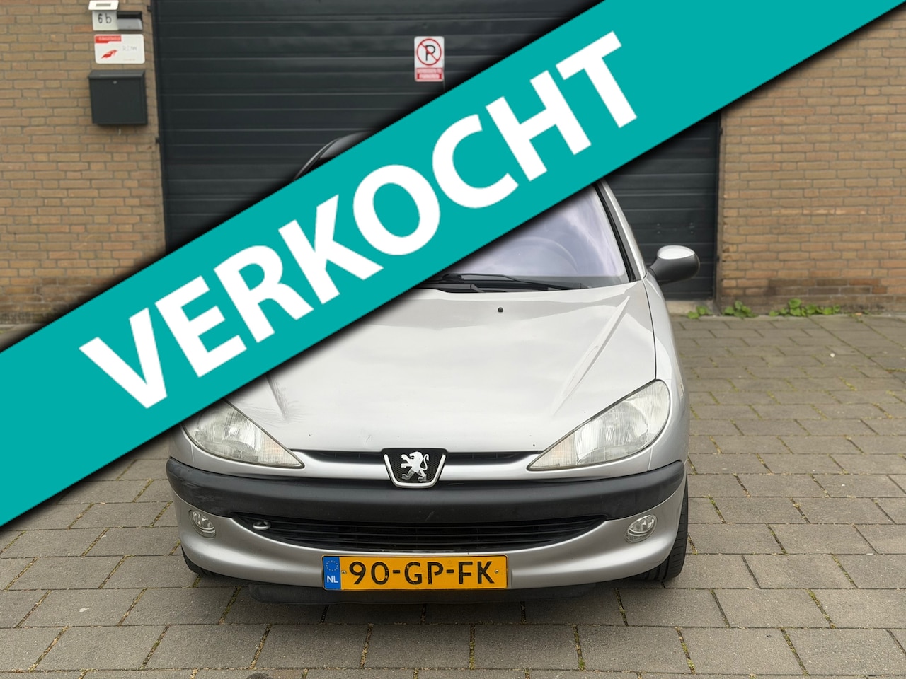 Peugeot 206 - 1.4 Gentry Automaat Apk Clima trekhaak - AutoWereld.nl