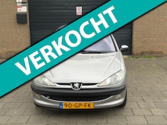 Peugeot 206 - 1.4 Gentry Automaat Apk Clima trekhaak