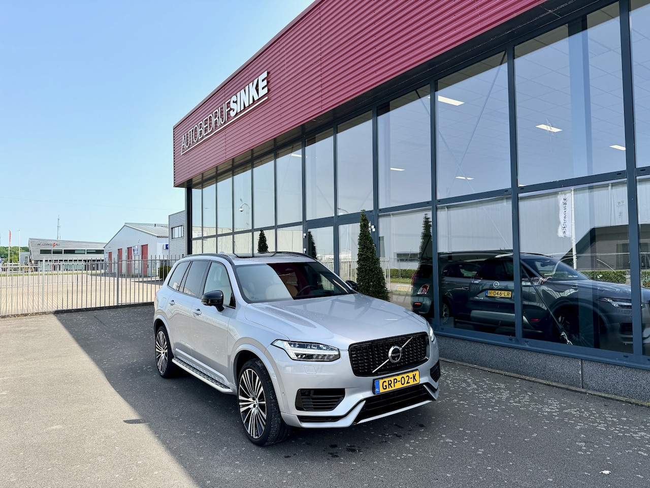 Volvo XC90 - 2.0 T8 Recharge AWD Ultra Dark 22" LEDER LUCHTVERING MASSAGE - AutoWereld.nl