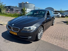 BMW 5-serie - 525d AUTOMAAT NAVI/LINE-ASSIST/PANO