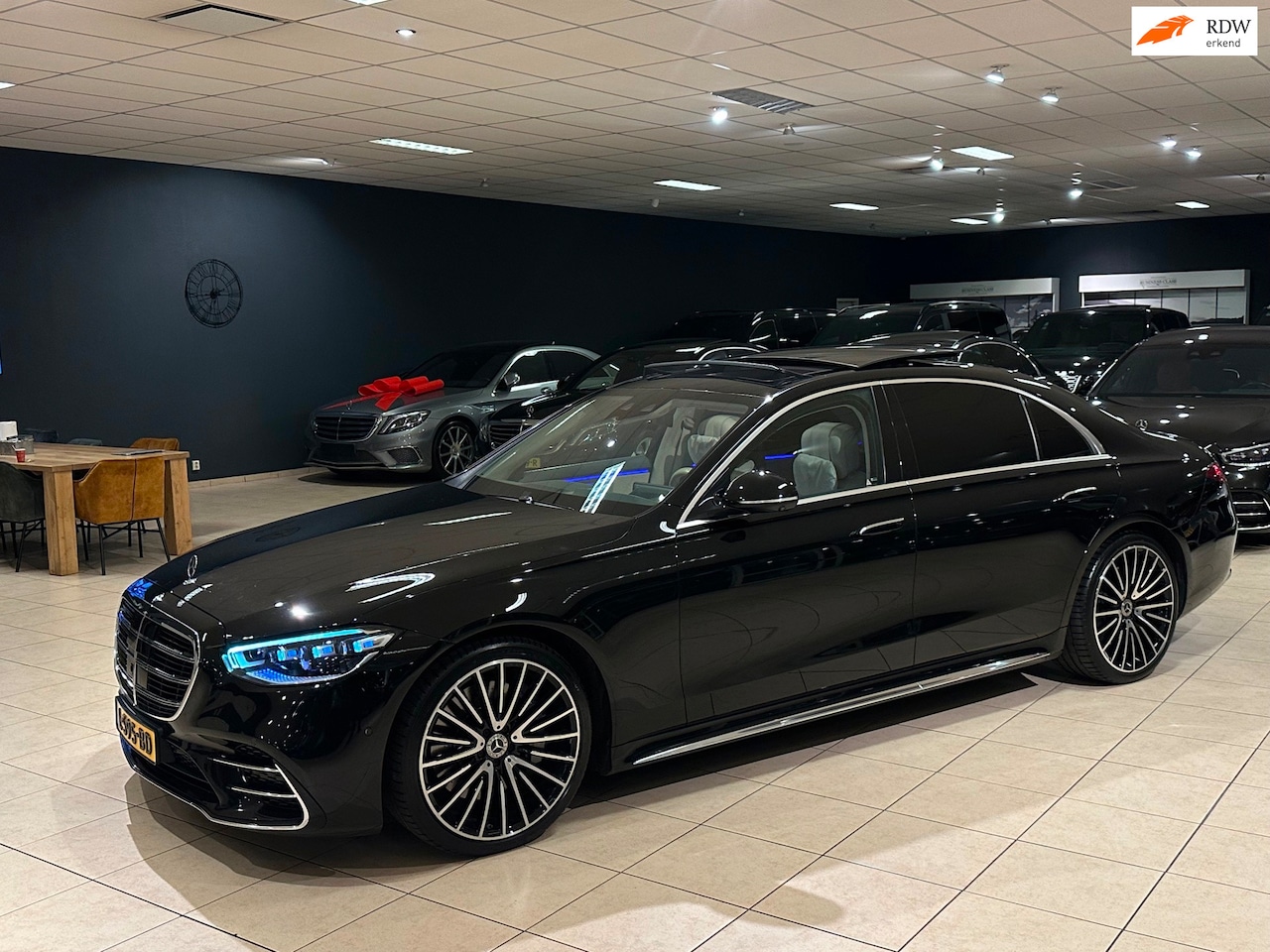 Mercedes-Benz S-klasse - S400 d 4MATIC LANG AMG|DESIGNO|3xTV|MASSAGE|VOLL - AutoWereld.nl