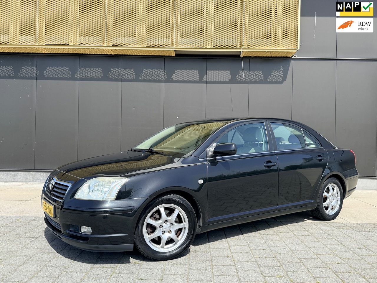 Toyota Avensis - 2.0 VVTi Executive | Leder | Cruise | Stoelverw | LM velgen | Elektr stoel. - AutoWereld.nl