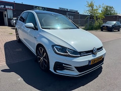 Volkswagen Golf - 2.0 TDI GTD PANO/NAVI-KEYLESS/SPORT