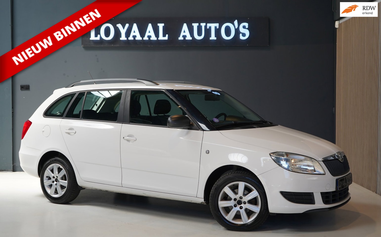 Skoda Fabia Combi - 1.2 Go | AIRCO | TREKHAAK | ELEK.RAMEN | APK. - AutoWereld.nl