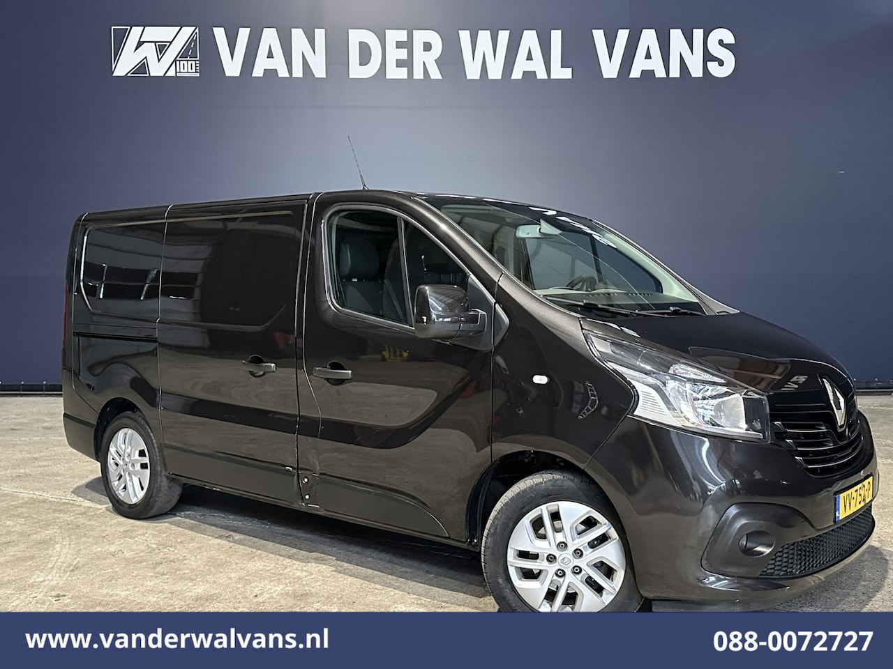 Renault Trafic - 1.6 dCi 120pk L1H1 Airco | Navigatie | Camera | LM Velgen | Trekhaak Cruisecontrol, Parkee - AutoWereld.nl