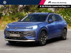 Volkswagen T-Roc - Life First Edition 1.5 eTSI 116 PK 7 versn. DSG · Comfort Pakket · Trekhaak · Voorraad OUT
