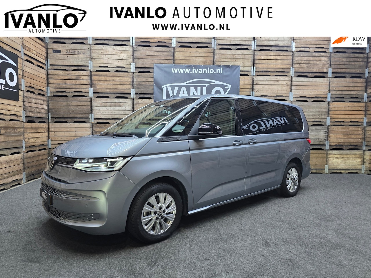 Volkswagen Multivan - 1.4 eHybrid L2H1 Style 7p. Trekh. 218 PK DSG Pano LEd Carplay Clima Cruise 17"LM 97.8 % SO - AutoWereld.nl