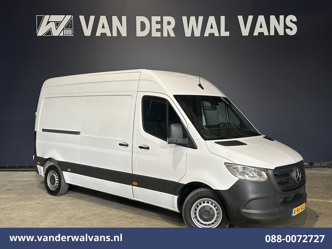 Mercedes-Benz Sprinter - 211CDI L2H2 Euro6 Airco | Trekhaak | Camera Bijrijdersbank - AutoWereld.nl