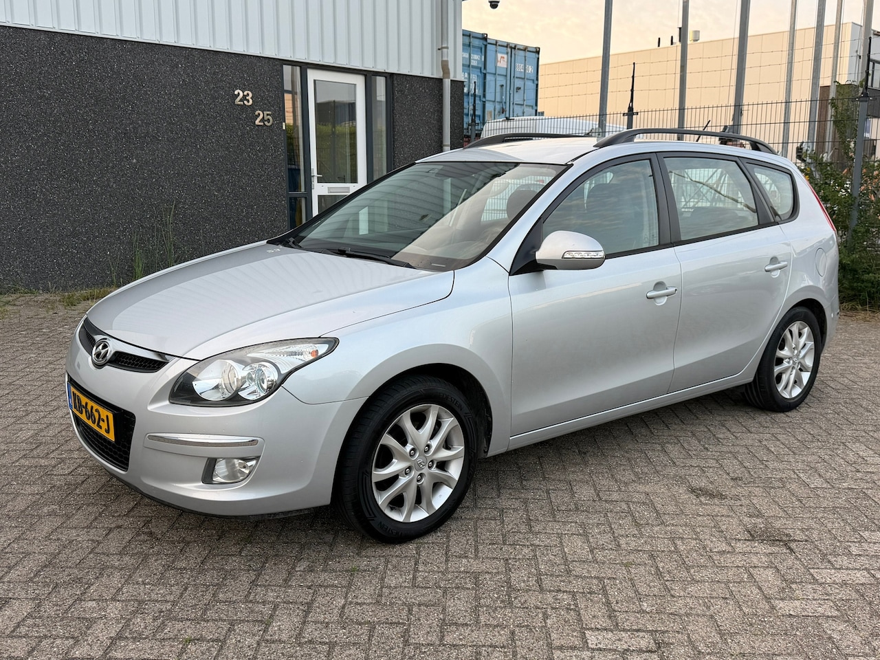 Hyundai i30 - 1.6i Dynamic 2010 AIRCO - AutoWereld.nl