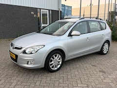 Hyundai i30 - 1.6i Dynamic 2010 AIRCO