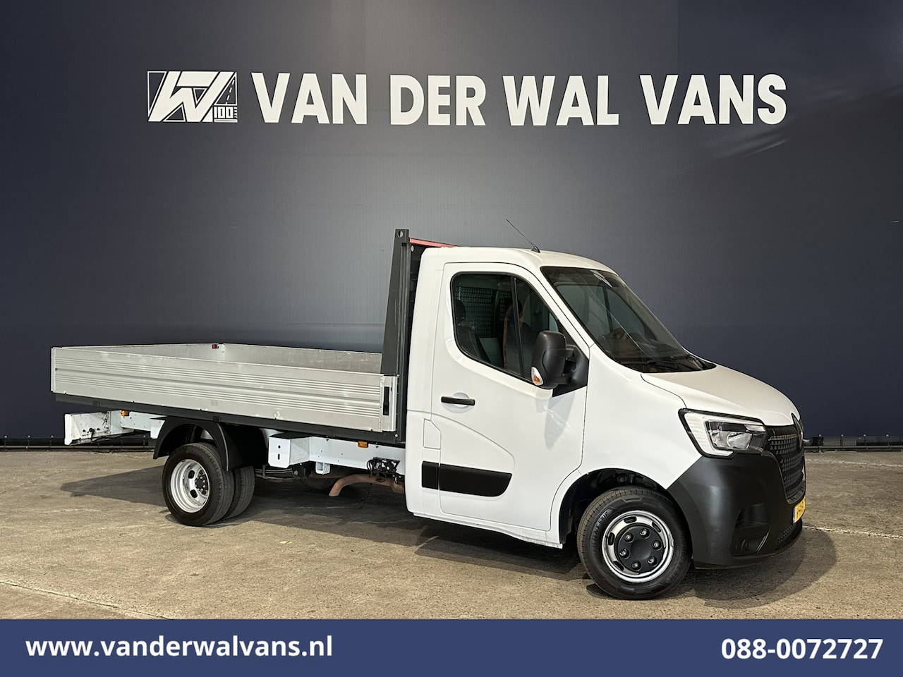 Renault Master - 2.0 dCi Pick Up Open Laadbak Dubbel Lucht Euro6 Airco | Cruisecontrol | LED | Leder Blueto - AutoWereld.nl
