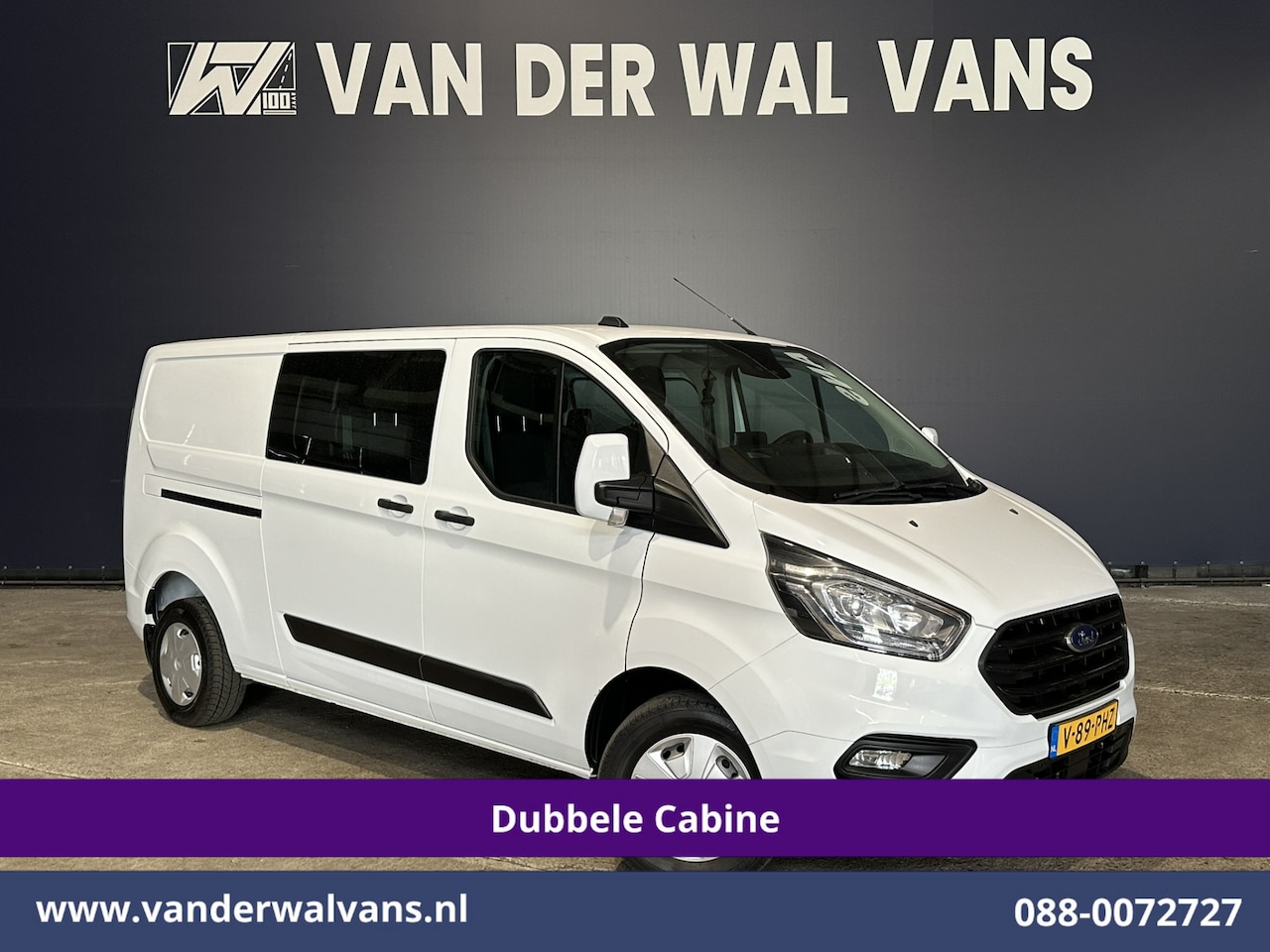 Ford Transit Custom - 2.0 TDCI 131pk L2H1 Dubbele Cabine Euro6 Airco | 5-Zits | Camera | LED | 2800kg Trekhaak | - AutoWereld.nl