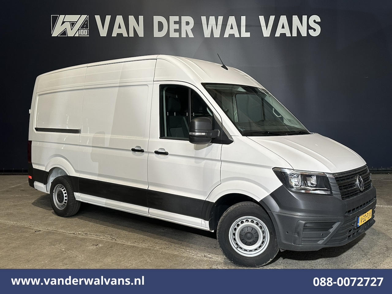 Volkswagen Crafter - 2.0 TDI L3H3 L2H2 Euro6 Airco | Apple Carplay | Android Auto | Parkeersensoren Bijrijdersb - AutoWereld.nl