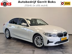 BMW 3-serie - 318i Executive Navigatie Clima Cruise PDC LM 157 PK