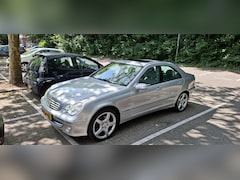Mercedes-Benz C-klasse - 240 Elegance 4-Matic