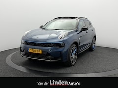 Lynk & Co 01 - 1.5 Plug-in Hybrid 261PK | Trekhaak | 360° Camera | Zwarte Hemelbekleding | Panoramadak