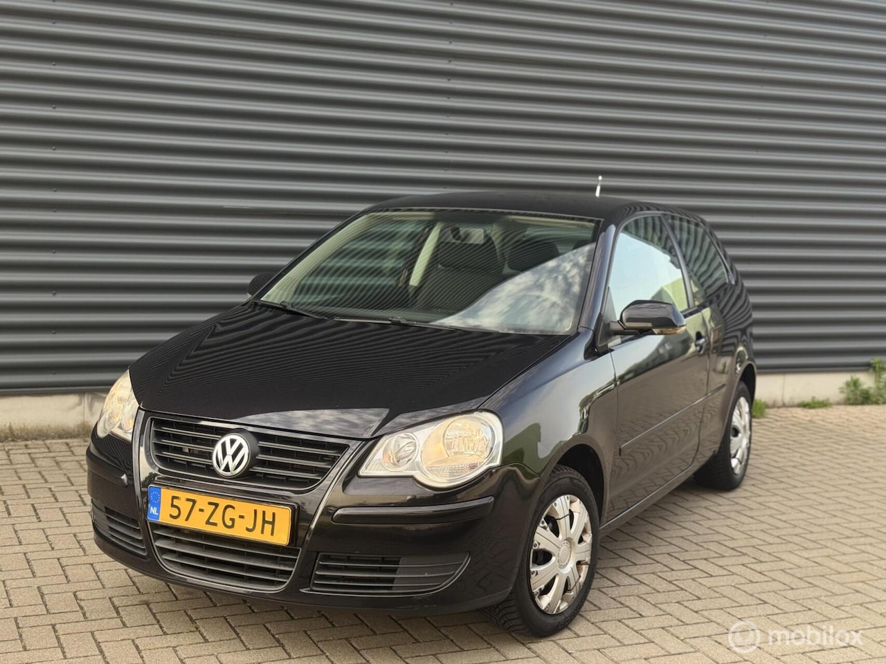 Volkswagen Polo - 1.4 Automaat Sport Editie/ 2e eigenaar - AutoWereld.nl