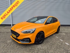 Ford Focus - 2.3 EcoBoost ST-3 , Panorama, Nav-Carplay-Head-Up, Stoel-stuur-voorruitverwarming, Park-co