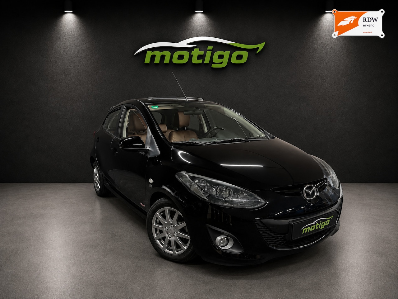 Mazda 2 - , 1.3 |GT-M Line airco/stl verw./leder/cruise/pano - AutoWereld.nl