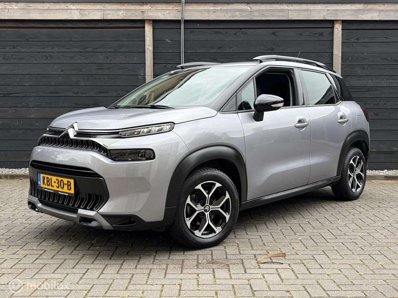 Citroën C3 Aircross - 1.2 PureTech Plus FM NAV / 16" / Privacy glass / Carplay / 21.104 KM!!! - AutoWereld.nl