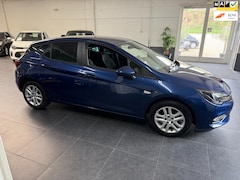 Opel Astra - 1.2 Business Executive