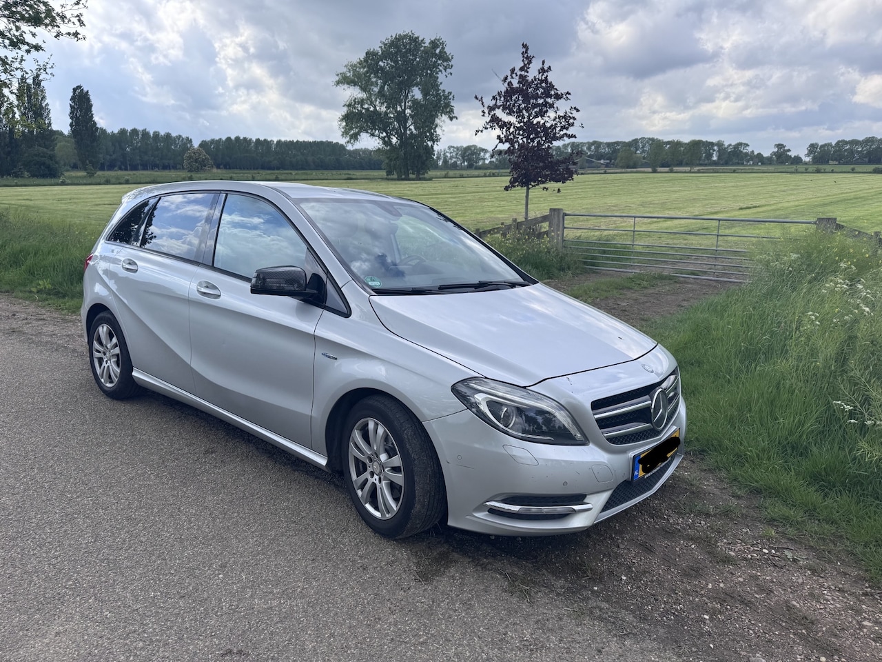 Mercedes-Benz B-klasse - 180 Ambition - AutoWereld.nl
