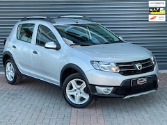 Dacia Sandero Stepway - 0.9 TCe Lauréate Trekhaak | Navi | Cruise | Airco