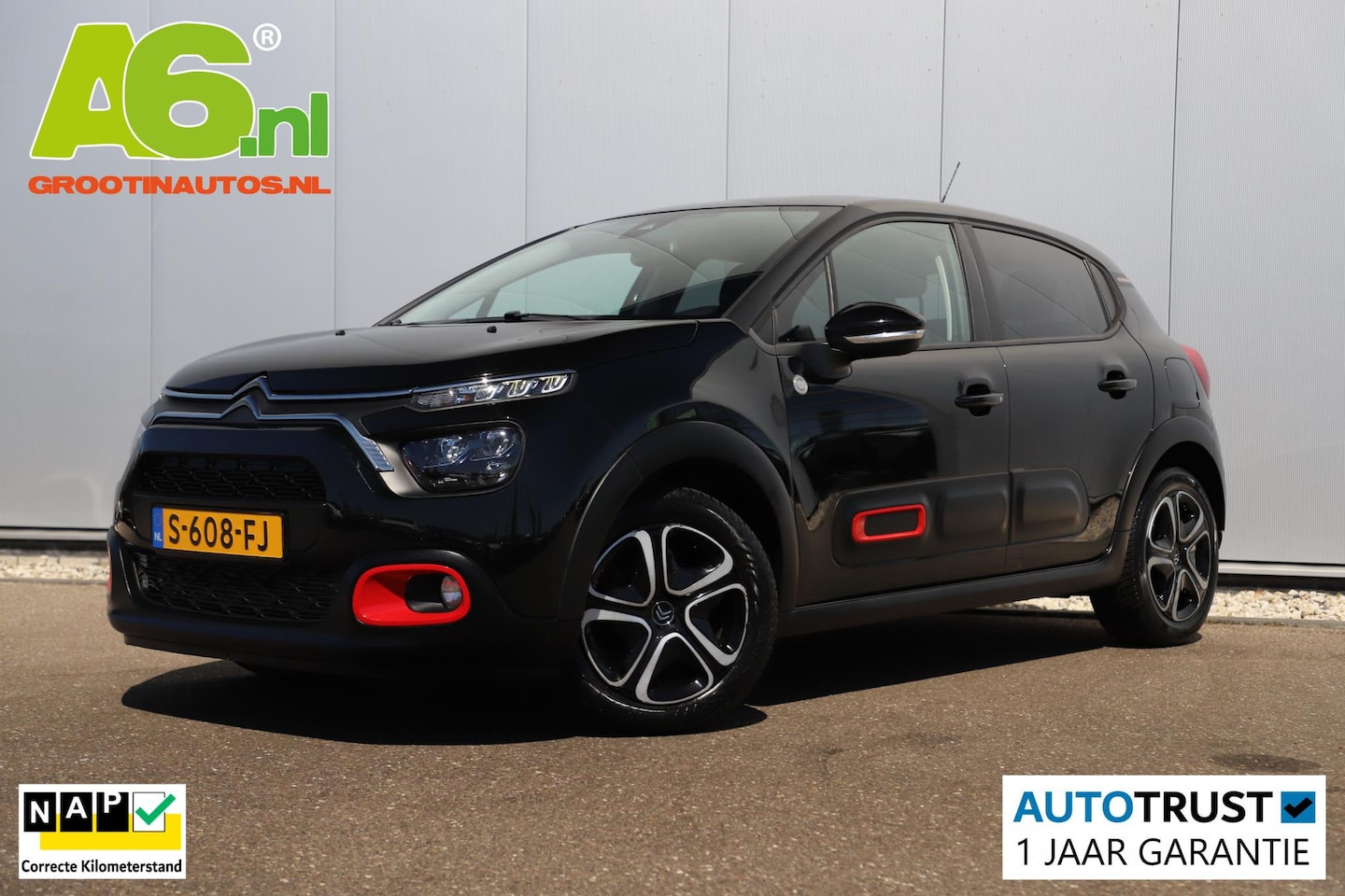 Citroën C3 - 1.2 PureTech C-Series Navigatie Carplay Android Climate Cruise Control All-season banden! - AutoWereld.nl