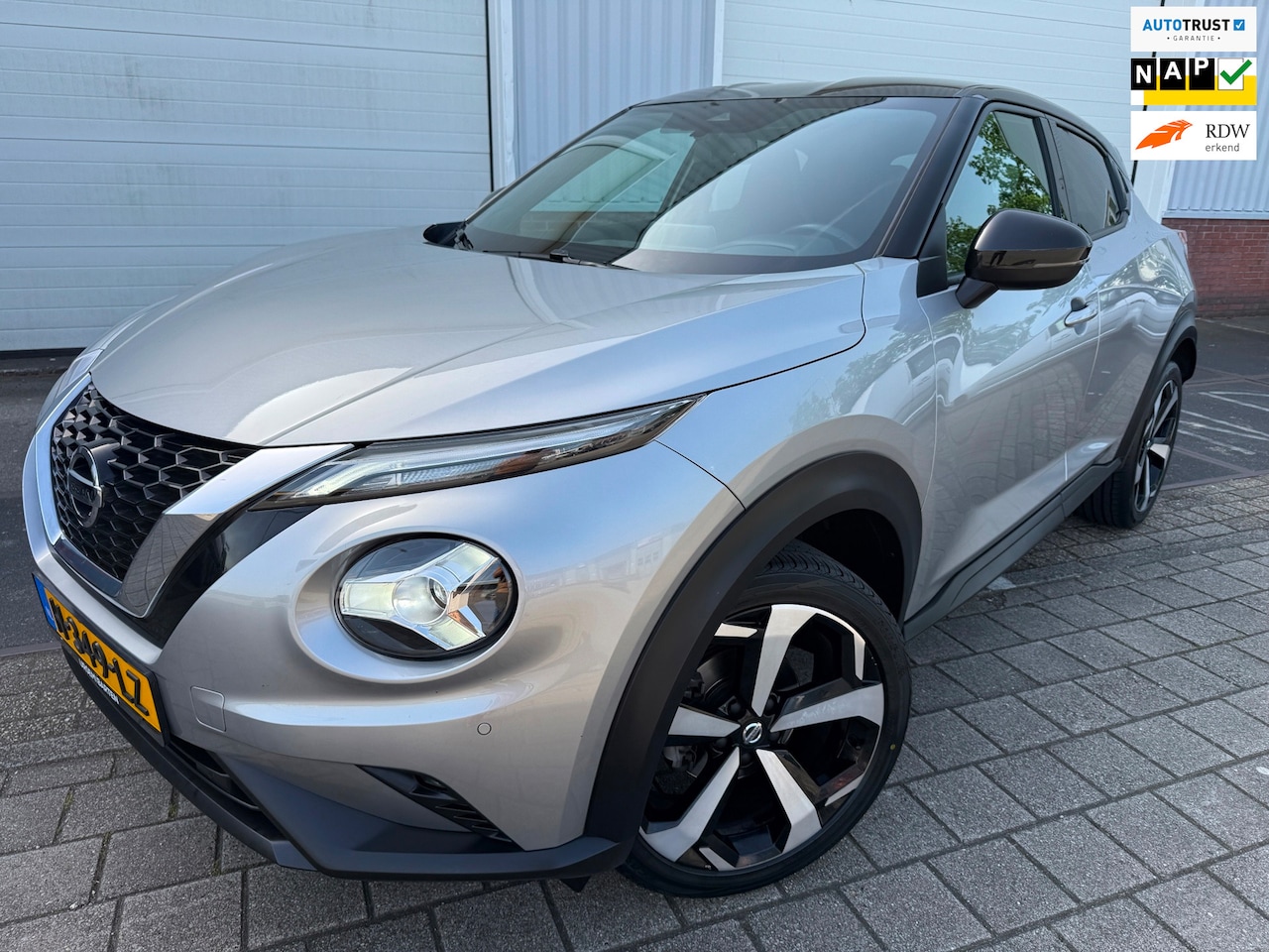 Nissan Juke - 1.0 DIG-T Premiere Edition AUTOMAAT SPORT LUXE CAM NAVI NAP - AutoWereld.nl