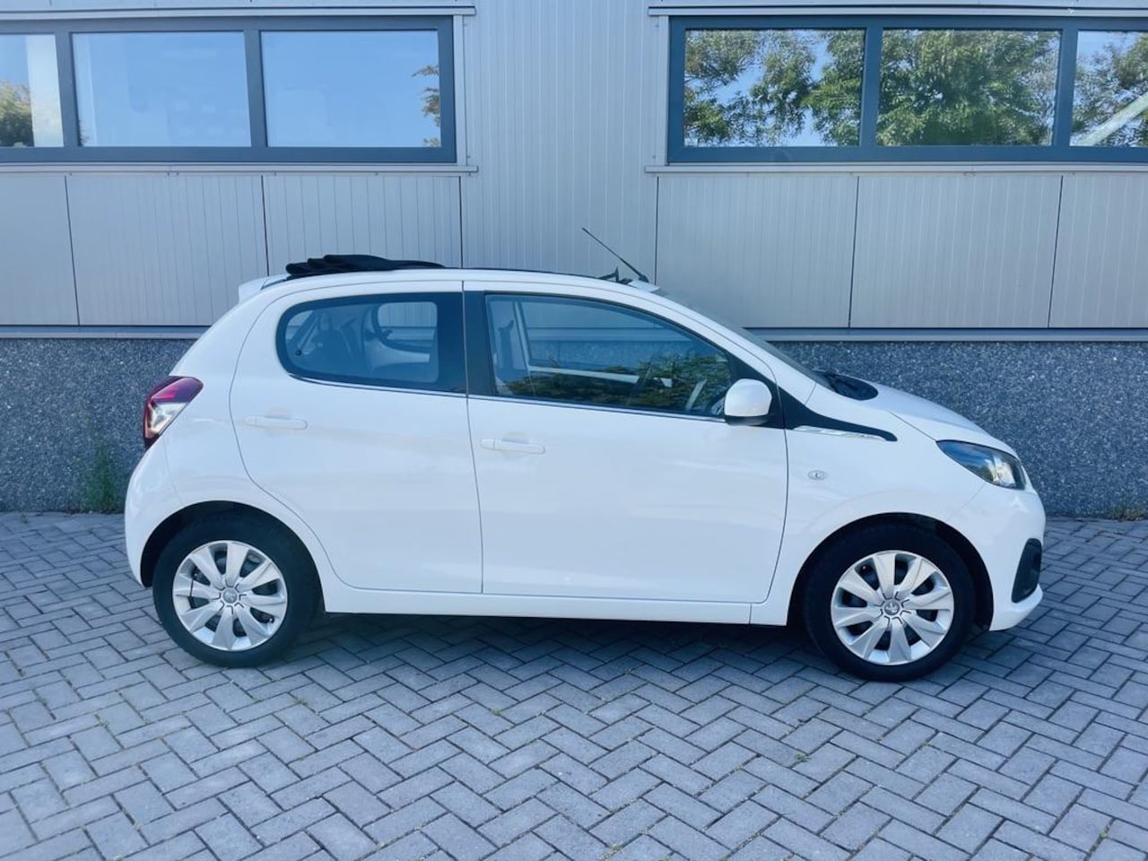 Peugeot 108 - 1.0 e-VTi Active TOP! | Airco | "Cabrio" | Bluetooth | Goed Onderhouden