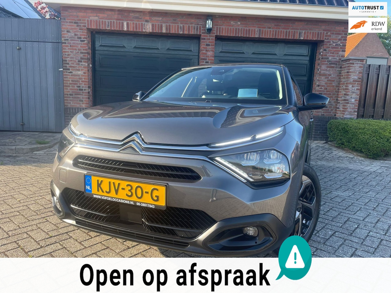 Citroën C4 - 1.2 Puretech Shine 130pk HOGE INSTAP NAVI CAMERA - AutoWereld.nl