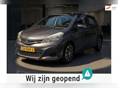 Toyota Yaris - 1.0 VVT-i Aspiration-airco-1 jaar apk-camera-elek ramen-lm velgen-dealer onderhouden
