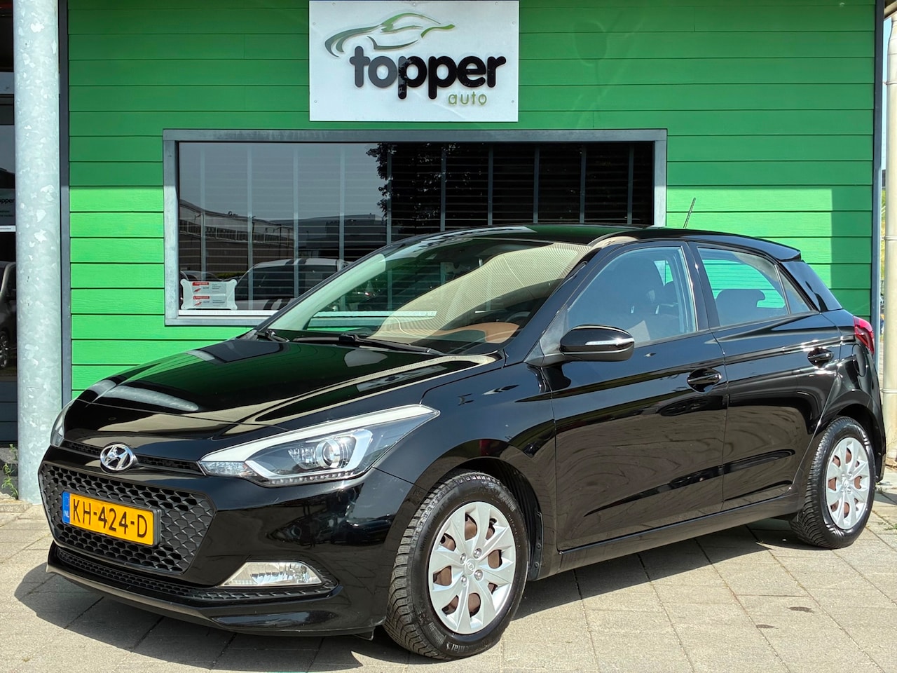 Hyundai i20 - 1.2 HP i-Motion Comfort|1e Eigenaar|Navi|Camera|CruiseControl|Climatronic - AutoWereld.nl
