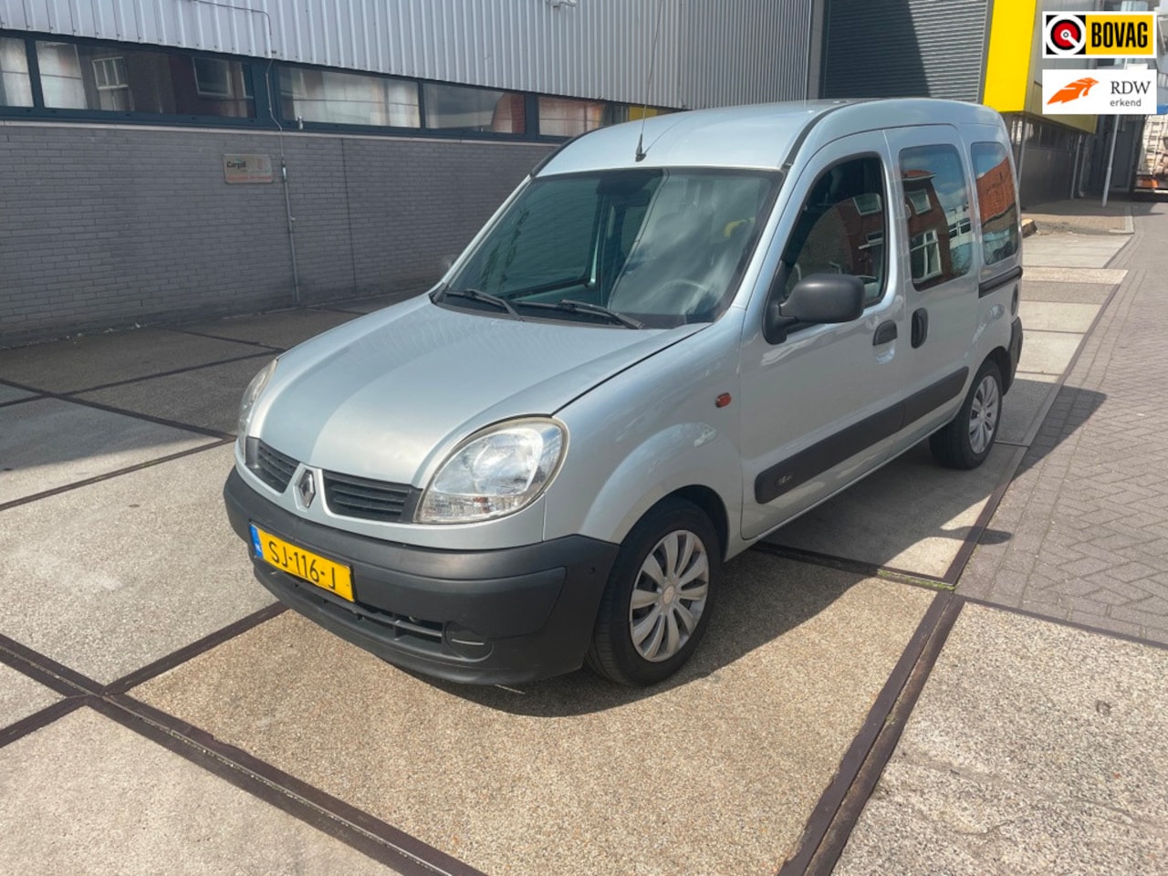Renault Kangoo - 1.6-16V Privilège 1.6-16V Privilège - AutoWereld.nl